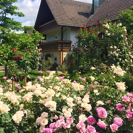 Winzerhof Maennle